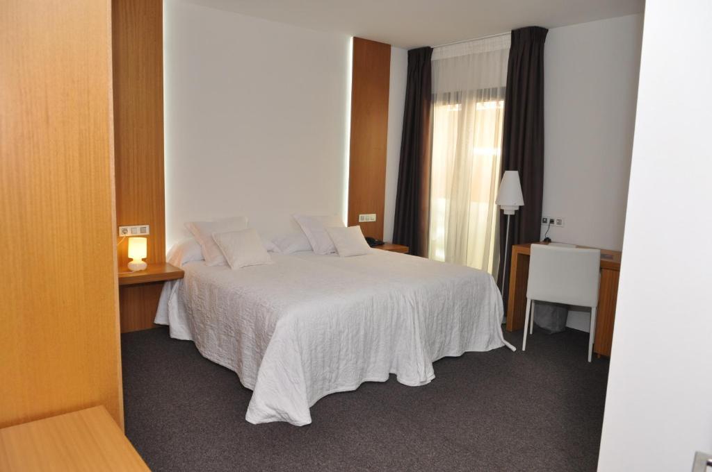 Toral Hotel León Værelse billede